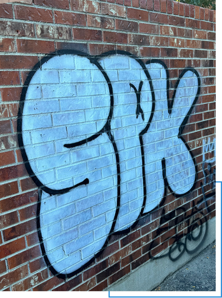Sandblasting Dev 10 Graffiti removal professional at work5